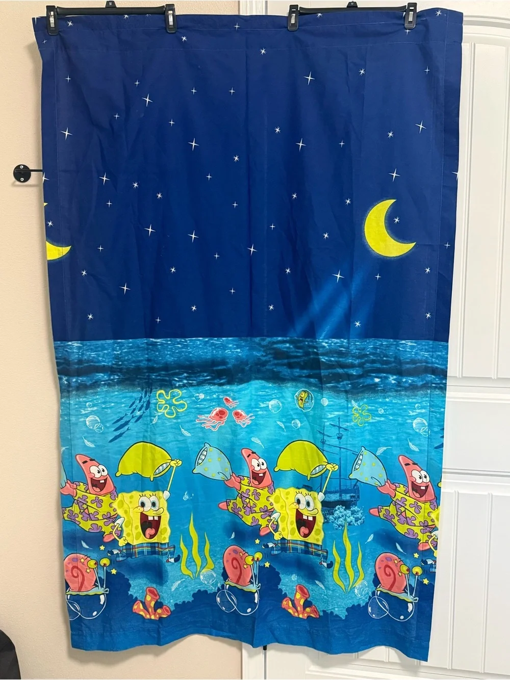 2009 Nickelodeon SpongeBob SquarePants “Pillow Fight” Curtain Panels Lot of 2